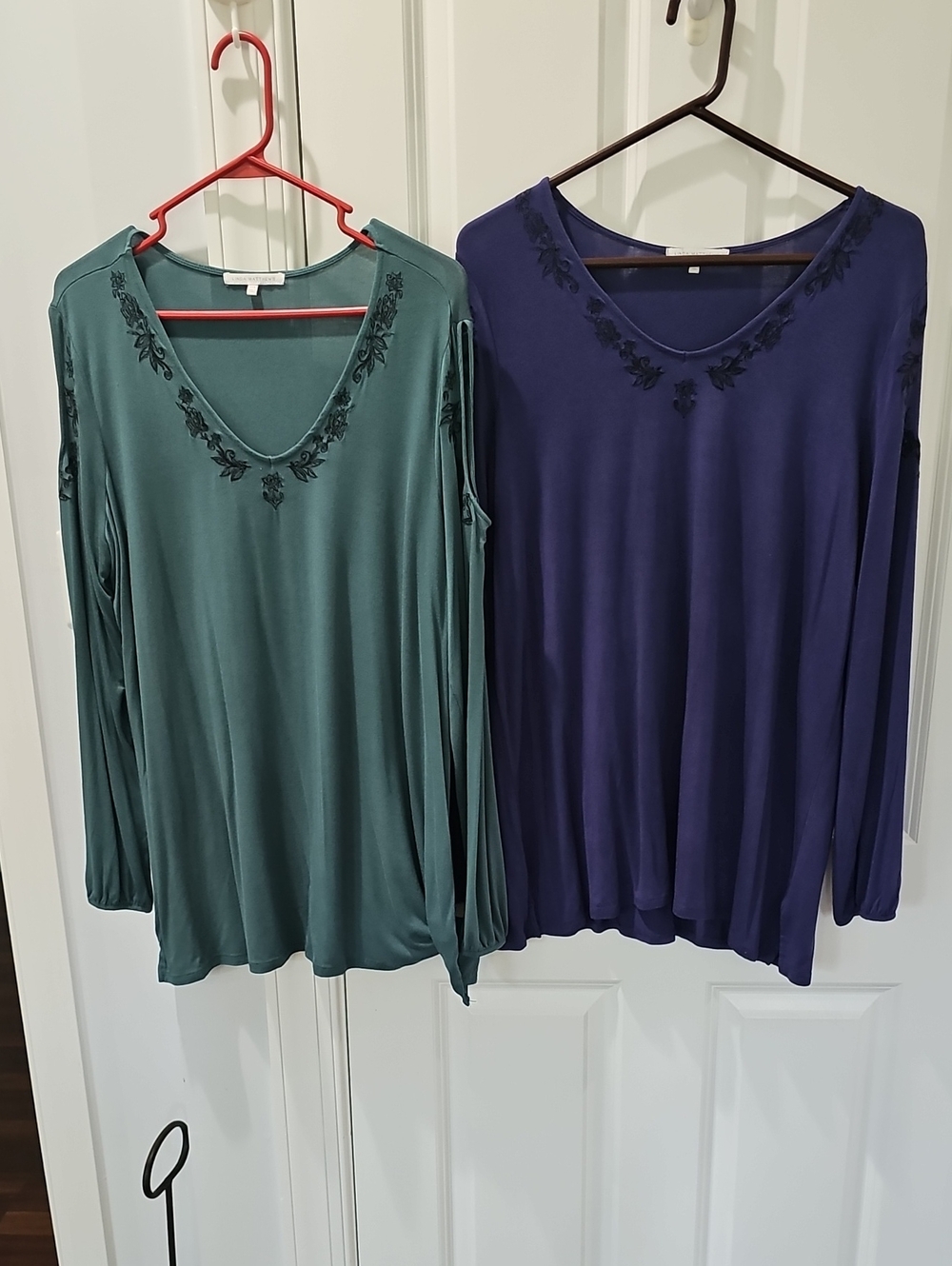 Bundle Of 2 Embroidered V-Neck Long Sleeve Top — Green & Purple